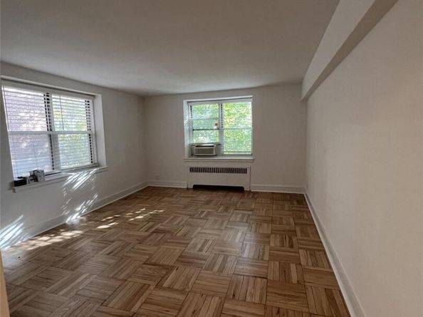 280 Collins Avenue 4E, Mount Vernon NY 10552