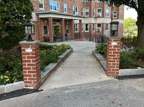 280 Collins Avenue 4E, Mount Vernon NY 10552