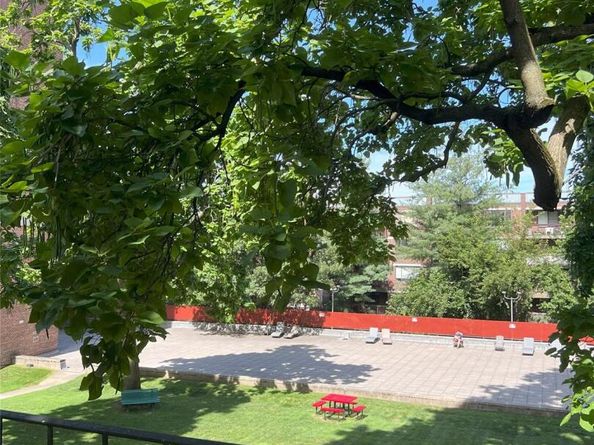 280 Collins Avenue 4E, Mount Vernon NY 10552