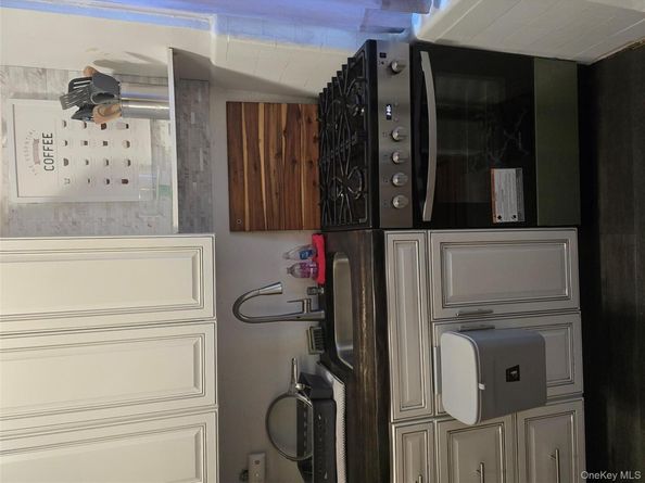 141 Woodmere Boulevard 6C, Woodmere NY 11598