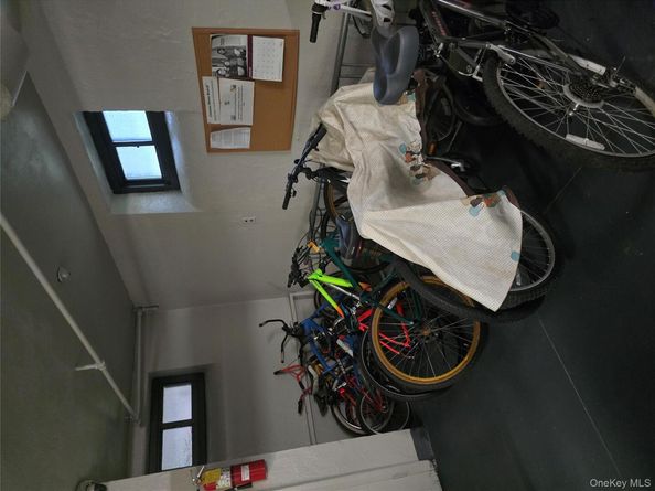 141 Woodmere Boulevard 6C, Woodmere NY 11598