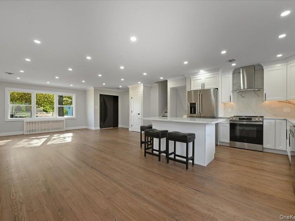 3715 Regent lane, Wantagh NY 11793