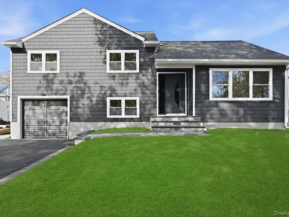 3715 Regent lane, Wantagh NY 11793