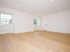 95 Woodlake Drive W 95, Woodbury NY 11797