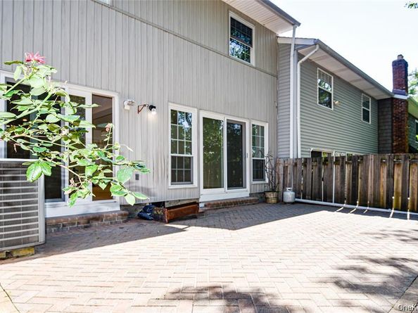 95 Woodlake Drive W 95, Woodbury NY 11797