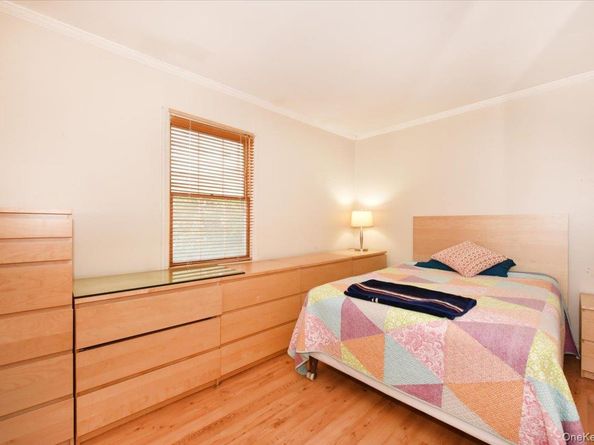 86 Cleveland Avenue, Massapequa NY 11758