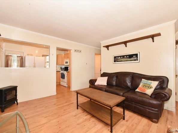 86 Cleveland Avenue, Massapequa NY 11758