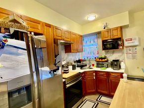 2527 Laconia Avenue, Bronx NY 10469