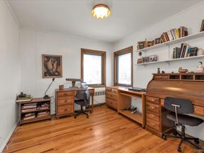 104 Olive Lane, New Hyde Park NY 11040