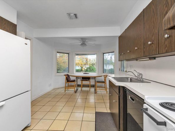 104 Olive Lane, New Hyde Park NY 11040