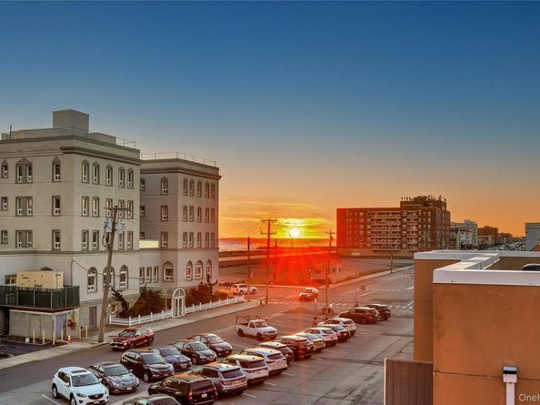 251 W Broadway 306, Long Beach NY 11561