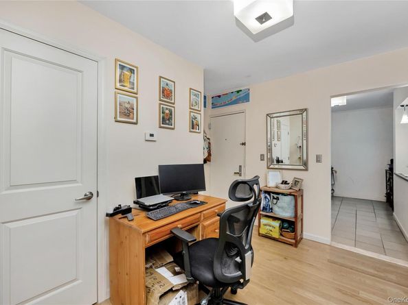 251 W Broadway 306, Long Beach NY 11561