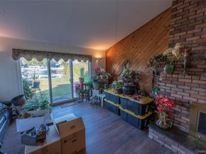 7 Fairlawn Court, Shirley NY 11967