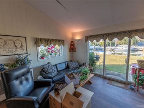 7 Fairlawn Court, Shirley NY 11967