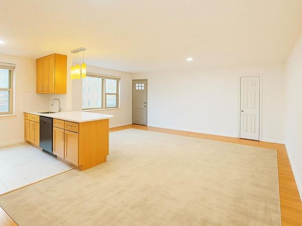 15244 Jewel Avenue 102A, Flushing NY 11367