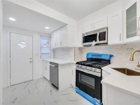 192-23 116th Road, Saint Albans NY 11412