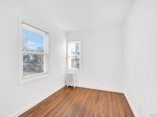 192-23 116th Road, Saint Albans NY 11412