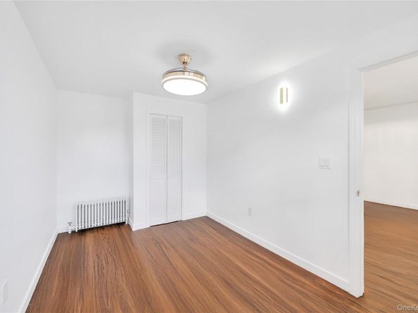 192-23 116th Road, Saint Albans NY 11412