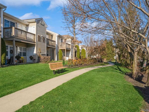 1207 Willow Lane, Valley Stream NY 11580