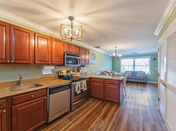 1207 Willow Lane, Valley Stream NY 11580