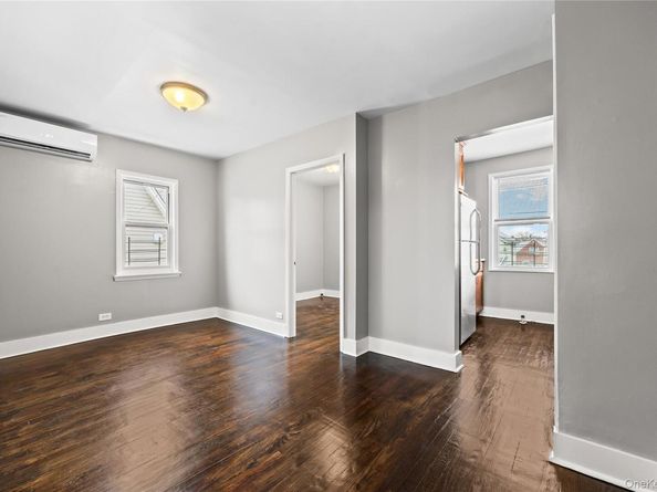 42-25 189th Street, Flushing NY 11358