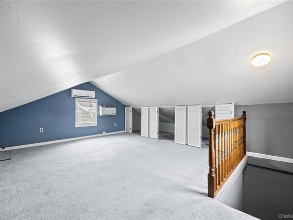 42-25 189th Street, Flushing NY 11358