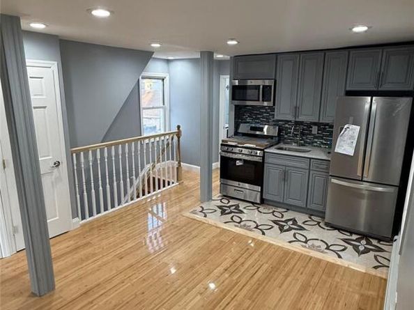 116-45 195 Street, Saint Albans NY 11412