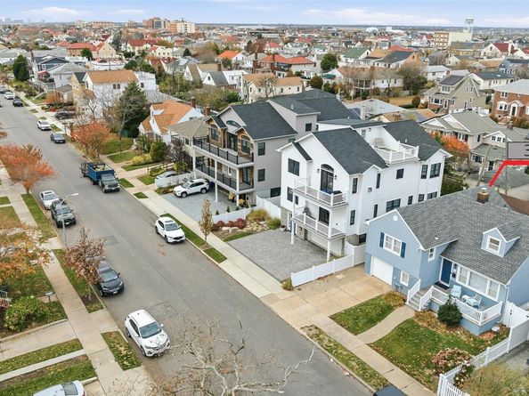 371 E Penn Street, Long Beach NY 11561