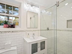 96 Oakdale Lane, Roslyn Heights NY 11577