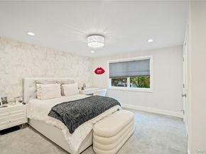 96 Oakdale Lane, Roslyn Heights NY 11577