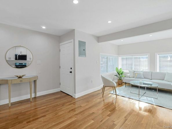 119 6th Street, Pelham NY 10803