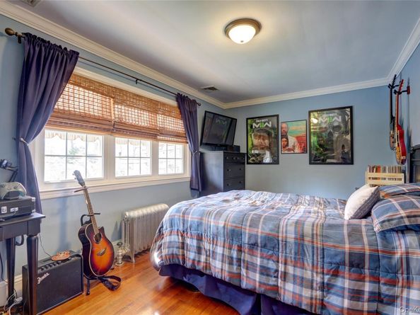 45 Woodland Avenue, Rockville Centre NY 11570