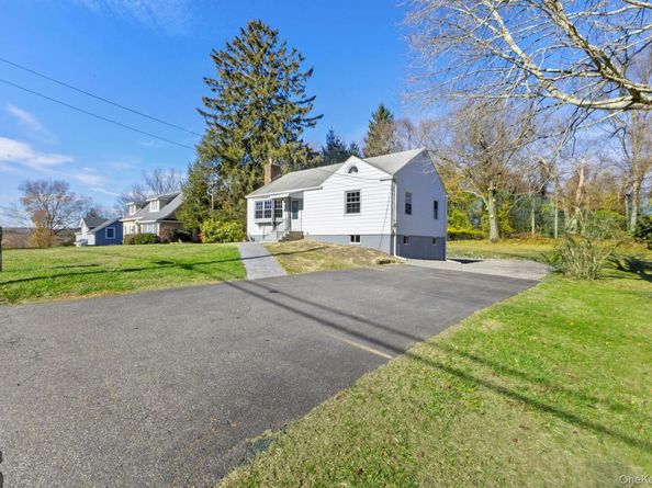 12 Brundage Street, Armonk NY 10504