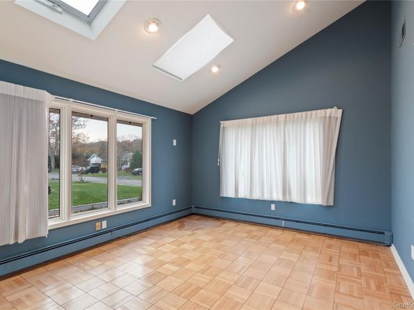 9 Oak Shore Drive, Bayville NY 11709