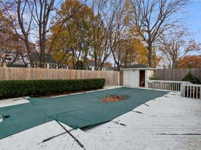 9 Oak Shore Drive, Bayville NY 11709