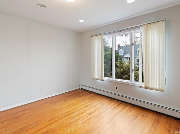 9 Oak Shore Drive, Bayville NY 11709