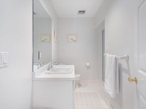 19 Club Court, Pleasantville NY 10570