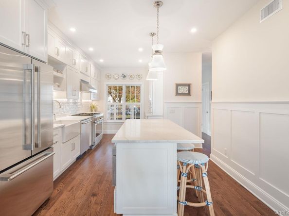 19 Club Court, Pleasantville NY 10570