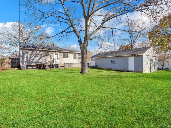 7 Winston Road, Centereach NY 11720