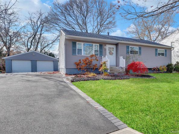 7 Winston Road, Centereach NY 11720