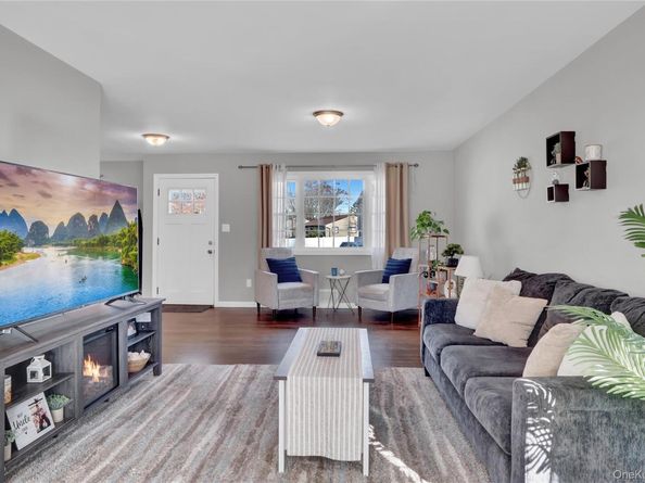 7 Winston Road, Centereach NY 11720