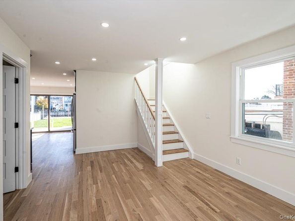 55 Alhambra Road, Massapequa NY 11758