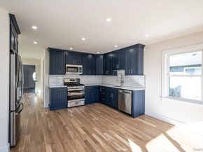 55 Alhambra Road, Massapequa NY 11758