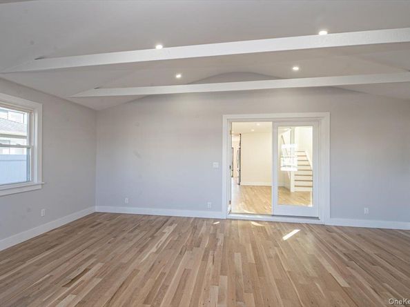 55 Alhambra Road, Massapequa NY 11758