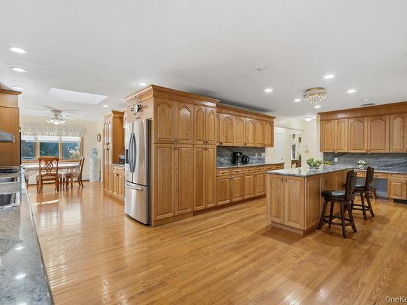 72 Lake End Road, Merrick NY 11566