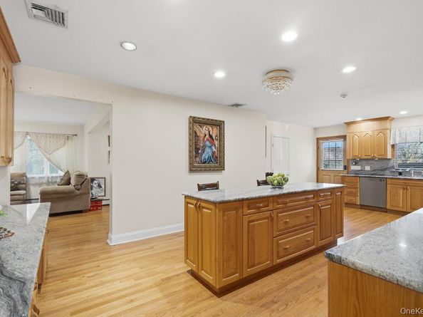 72 Lake End Road, Merrick NY 11566