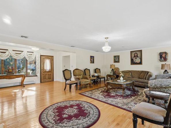 72 Lake End Road, Merrick NY 11566