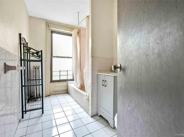 695 Quincy Street, Brooklyn NY 11221