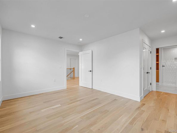 2386 Marlboro Street, East Meadow NY 11554