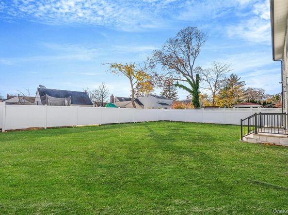 2386 Marlboro Street, East Meadow NY 11554